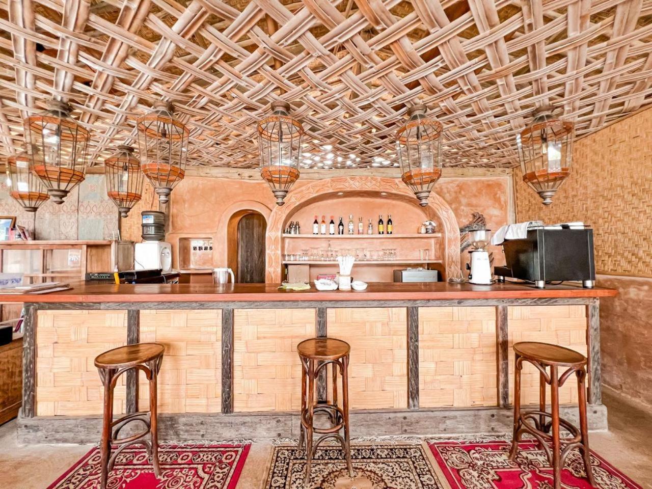 Bungalow Cafe Gili Beachfront Gili Meno Exterior photo